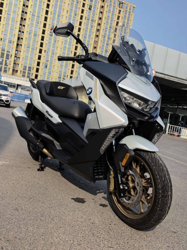 苏A·宝马 C 400 2025款 C 400 GT 舒适版 - 实车外观照 1